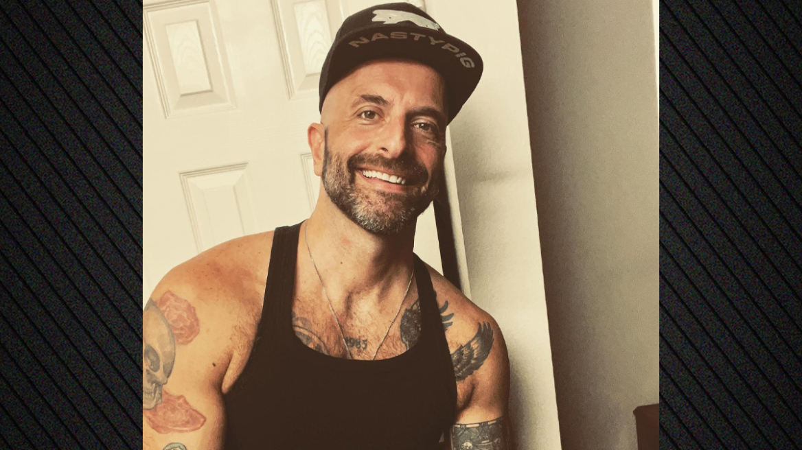 «Αρκετά πια!»: Ο ελληνικής καταγωγής επικεφαλής εμβολιασμών στις ΗΠΑ παραιτείται και κατακεραυνώνει τον Κένεντι Τζούνιορ