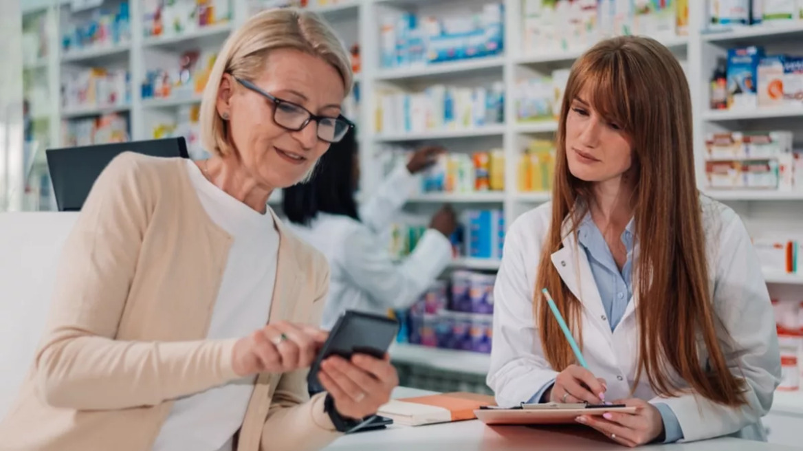 Ο σύμμαχος της «διπλανής πόρτας»: Φαρμακεία εντοπίζουν έγκαιρα ασθενείς με καρδιακό κίνδυνο και σώζουν ζωές