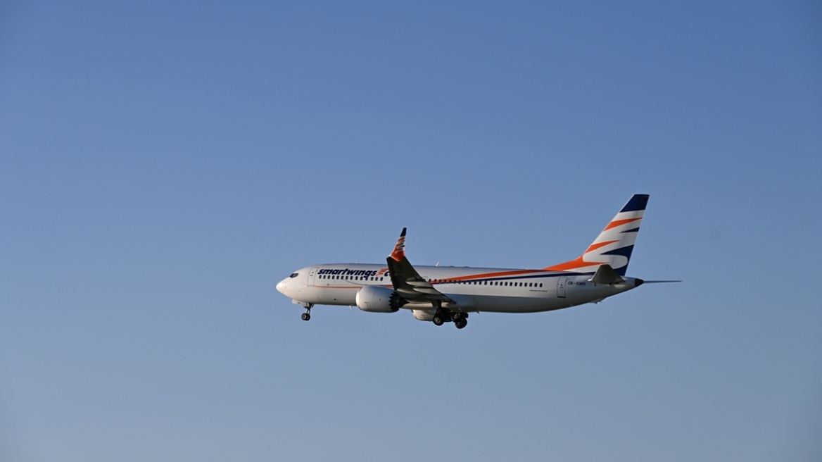 Φωτιά σε κινητήρα αεροπλάνου που απογειώθηκε από την Κέρκυρα με προορισμό το Μπρνο της Τσεχίας