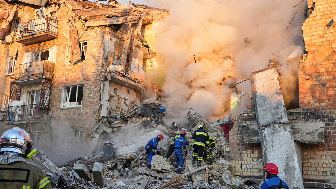 Πόλεμος στην Ουκρανία: Τουλάχιστον 19 οι νεκροί από τις ρωσικές πυραυλικές επιθέσεις στο Κίεβο