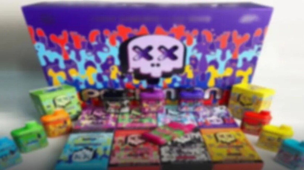 Έφερνε με το ταχυδρομείο από τις ΗΠΑ συσκευές ατμίσματος με κάνναβη - Θα τις διακινούσε σε ανήλικους στα Εξάρχεια