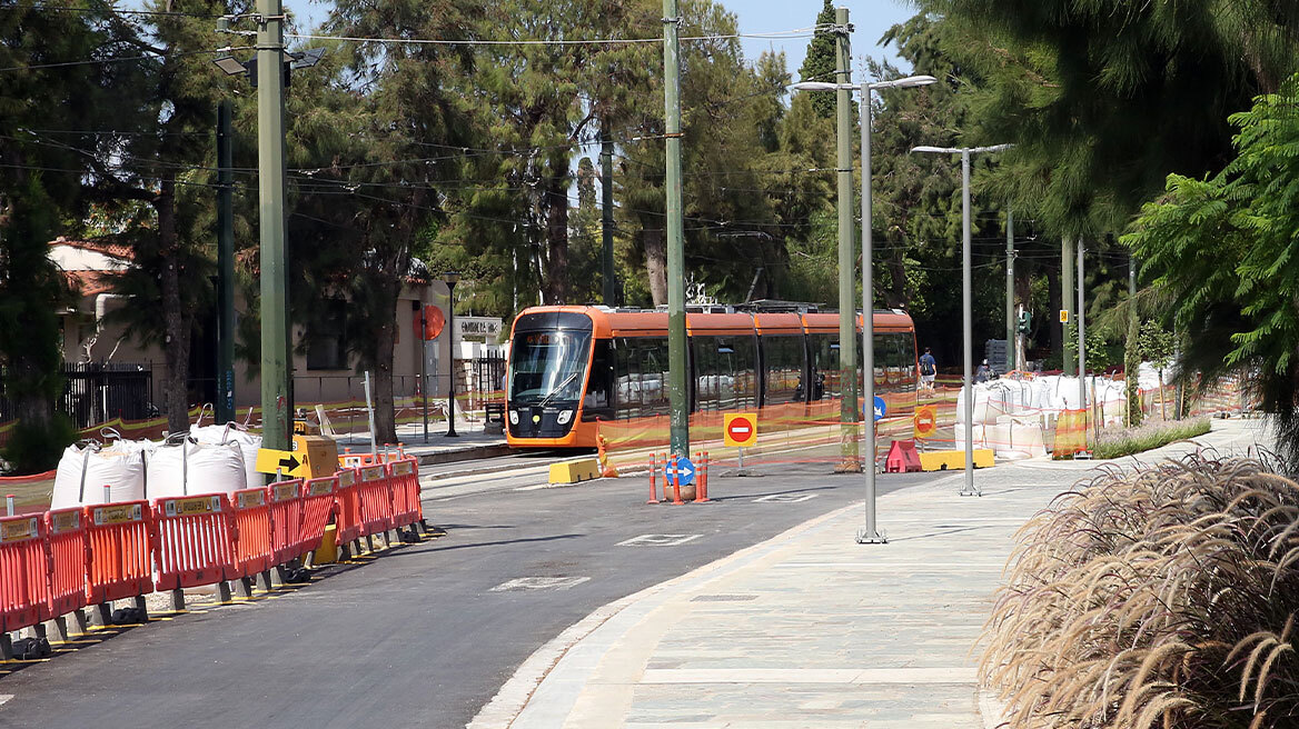 «Σοβαρή υποβάθμιση χωρίς λύση στο κυκλοφοριακό» λέει καθηγητής του ΕΜΠ για το άνοιγμα της Βασιλίσσης Όλγας

