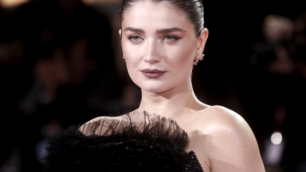 Φεστιβάλ Βενετίας 2025: Τα ωραιότερα beauty look που ξεχωρίσαμε μέχρι στιγμής από το κόκκινο χαλί
