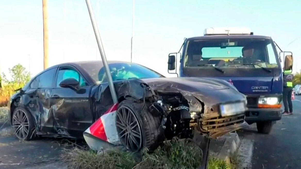 Παραδέχθηκε ότι οδηγούσε η ιδιοκτήτρια της Porsche στο τροχαίο στη Θεσσαλονίκη - Είχε καταναλώσει αλκοόλ