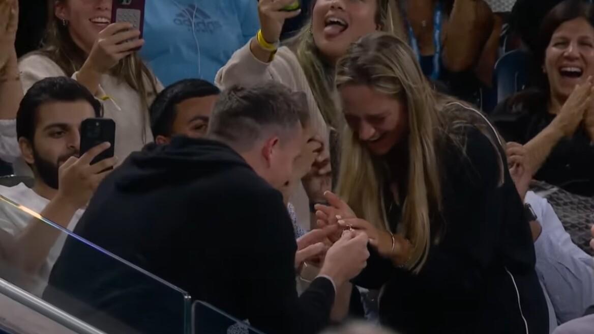 Πρόταση γάμου στις κερκίδες εν ώρα αγώνα στο US Open - Ακούστηκε το πολυπόθητο «ναι» στα μεγάφωνα - Βίντεο