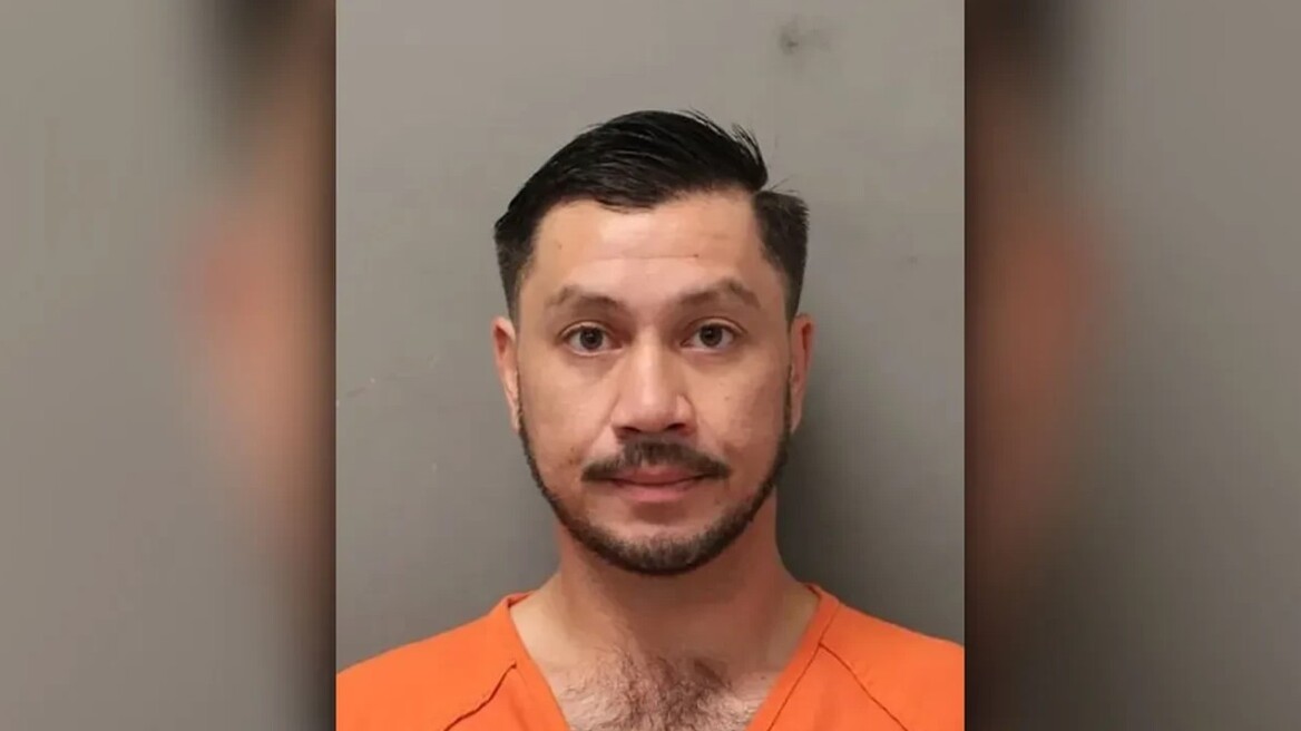 Τέξας: Δύο φίλοι πυροβολούσαν ο ένας τον άλλον στο κεφάλι φορώντας κράνη - Ο ένας νεκρός, ο άλλος κατηγορείται για φόνο