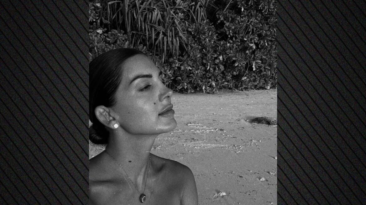 Λίγο πριν φύγει ο Αύγουστος, η Σταματίνα Τσιμτσιλή μοιράζεται μερικές όμορφες στιγμές του