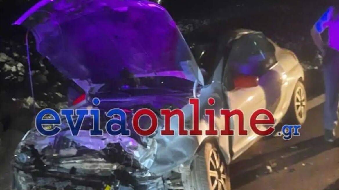 Δείτε φωτογραφίες από το τροχαίο δυστύχημα στην Εύβοια όπου σκοτώθηκε 21χρονος μοτοσικλετιστής