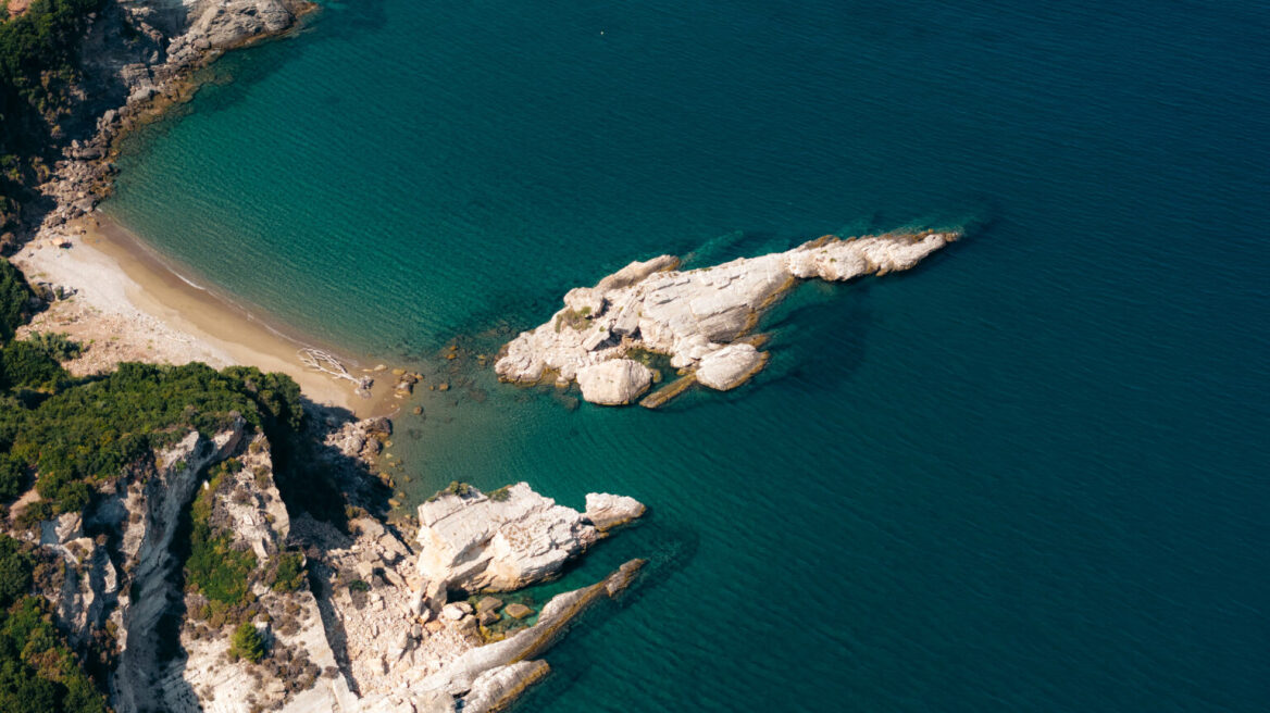 Νότιο Πήλιο: 11 παραλίες που ξεδιπλώνουν την ομορφιά του