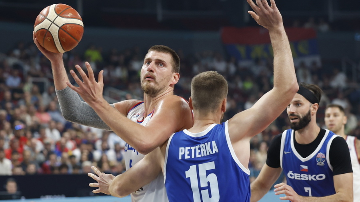 Eurobasket 2025: Άνετη Σερβία έκανε το 4/4 στον όμιλο, 82-60 την Τσεχία - Βίντεο 