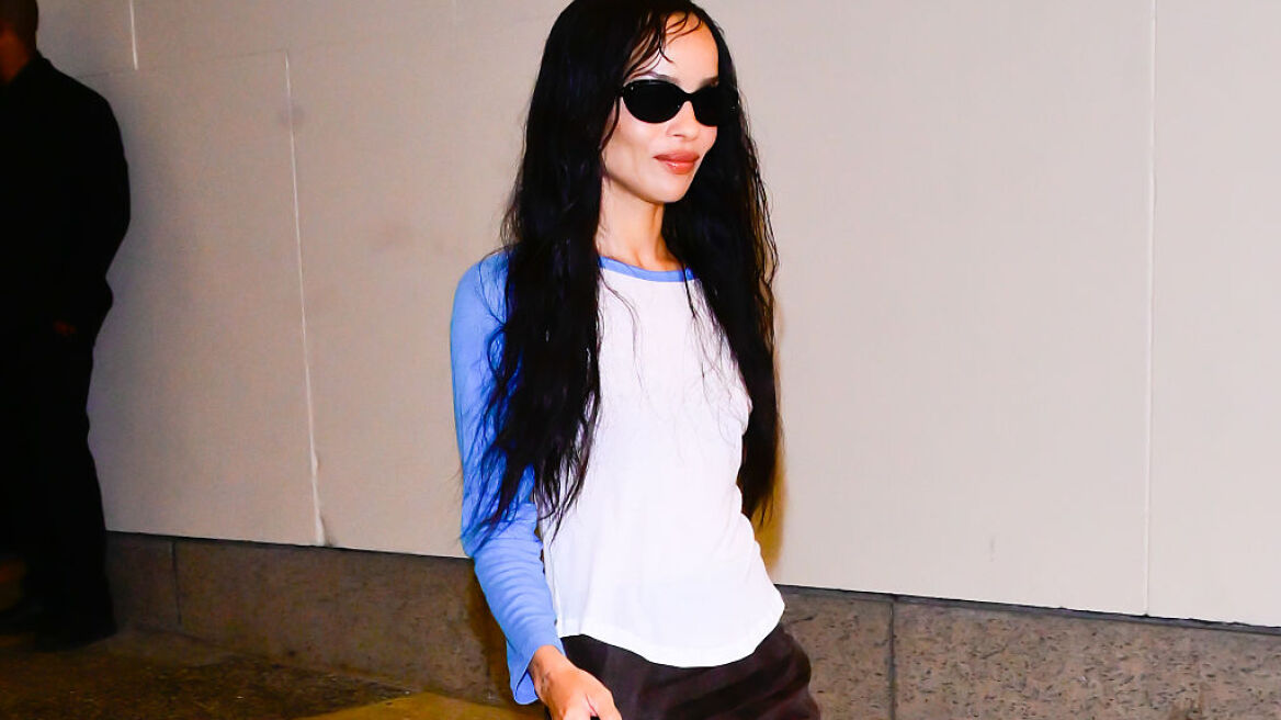 Zoë Kravitz για τα «Φιλαράκια» : «H σειρά πρέπει να μείνει στη δεκαετία του ’90»