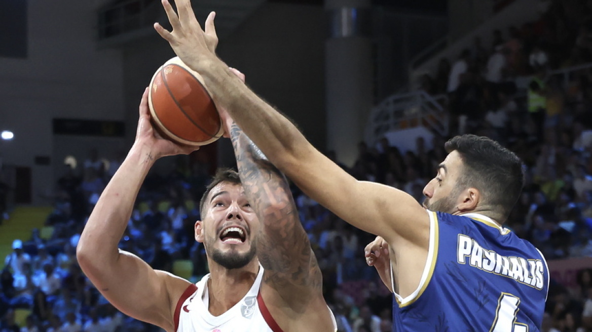 Ουίλι Ερνανγκόμεθ: Να τα δώσουμε όλα κόντρα στην Ελλάδα, από εμάς εξαρτάται 