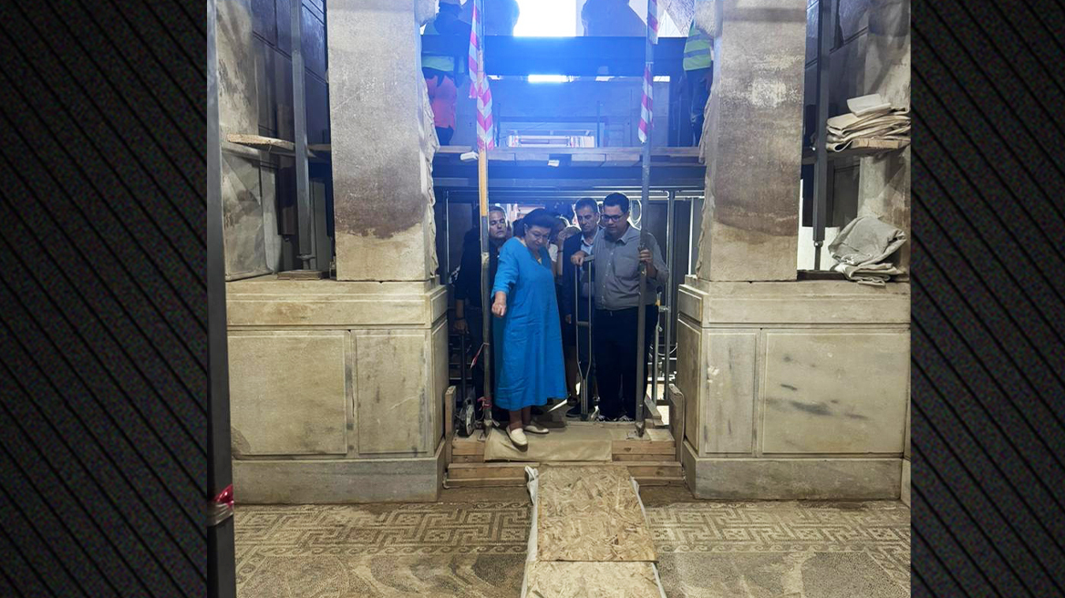 Στην Αμφίπολη η Λίνα Μενδώνη: Στην τελική ευθεία τα έργα στον Τύμβο Καστά 