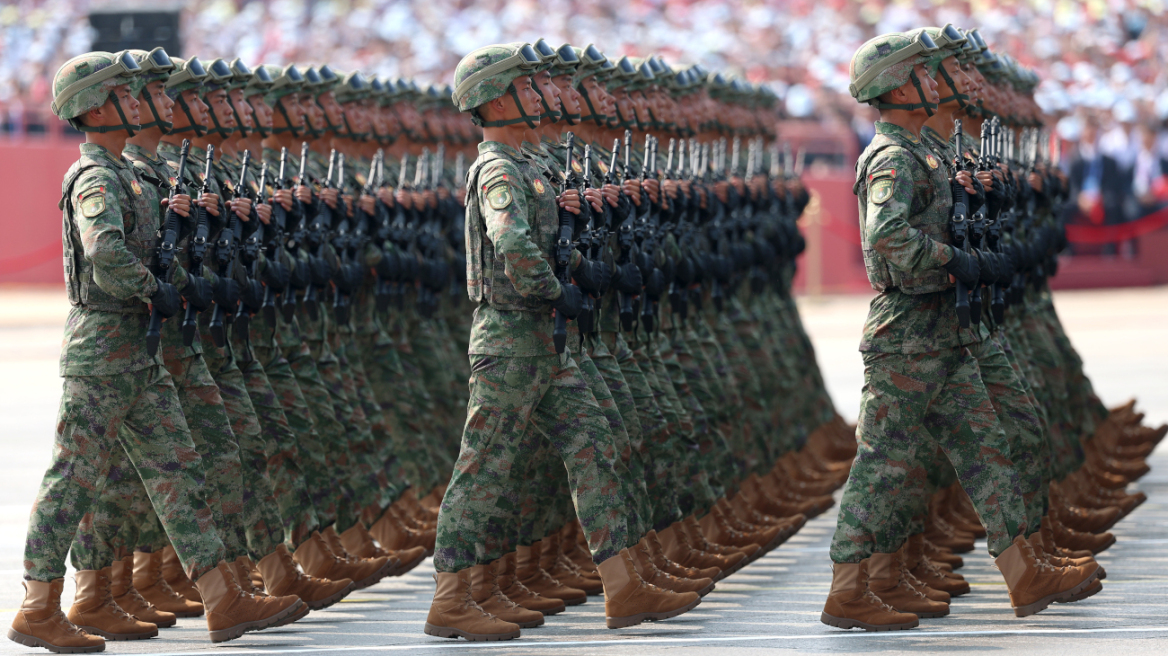 Η Κίνα που δεν είναι έτοιμη για πολεμική αντιπαράθεση με τις ΗΠΑ αλλά η απόσταση είναι πλέον μικρή 