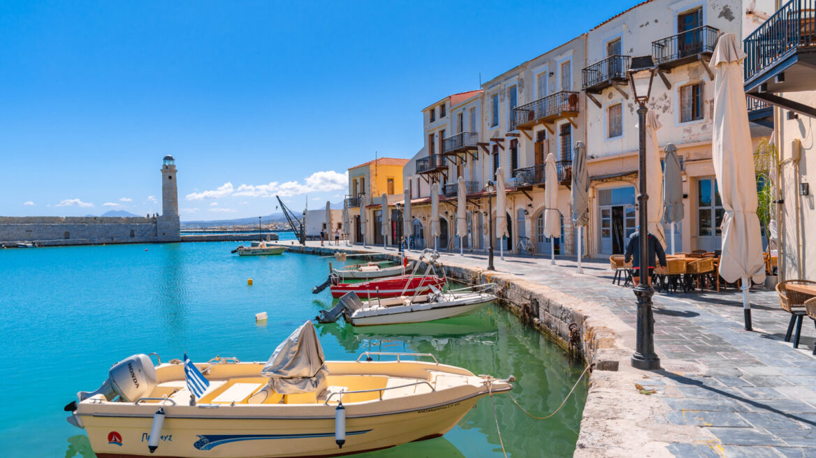 Μια διαδρομή στις πόλεις της Κρήτης: Κάθε στάση και μια νέα εμπειρία