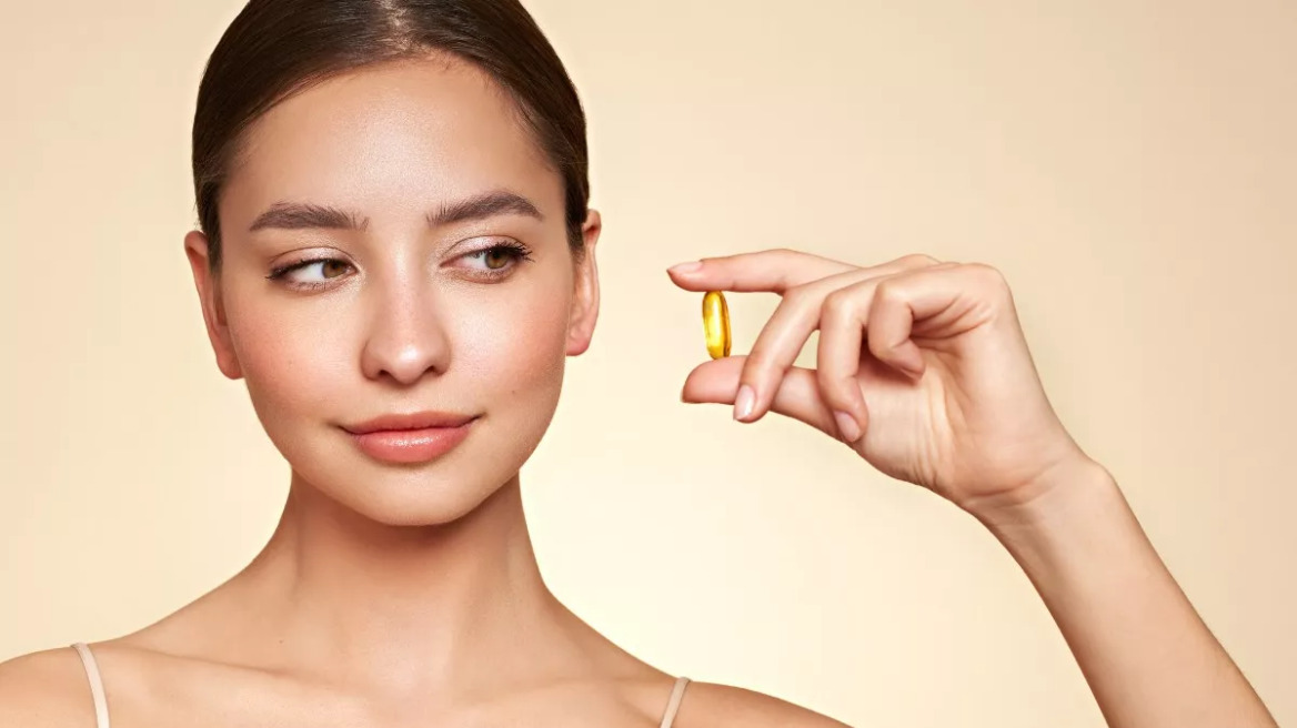 Αντίγηρανση: Μπορεί μια βιταμίνη να διατηρήσει τη νεότητα; Έρευνα απαντά