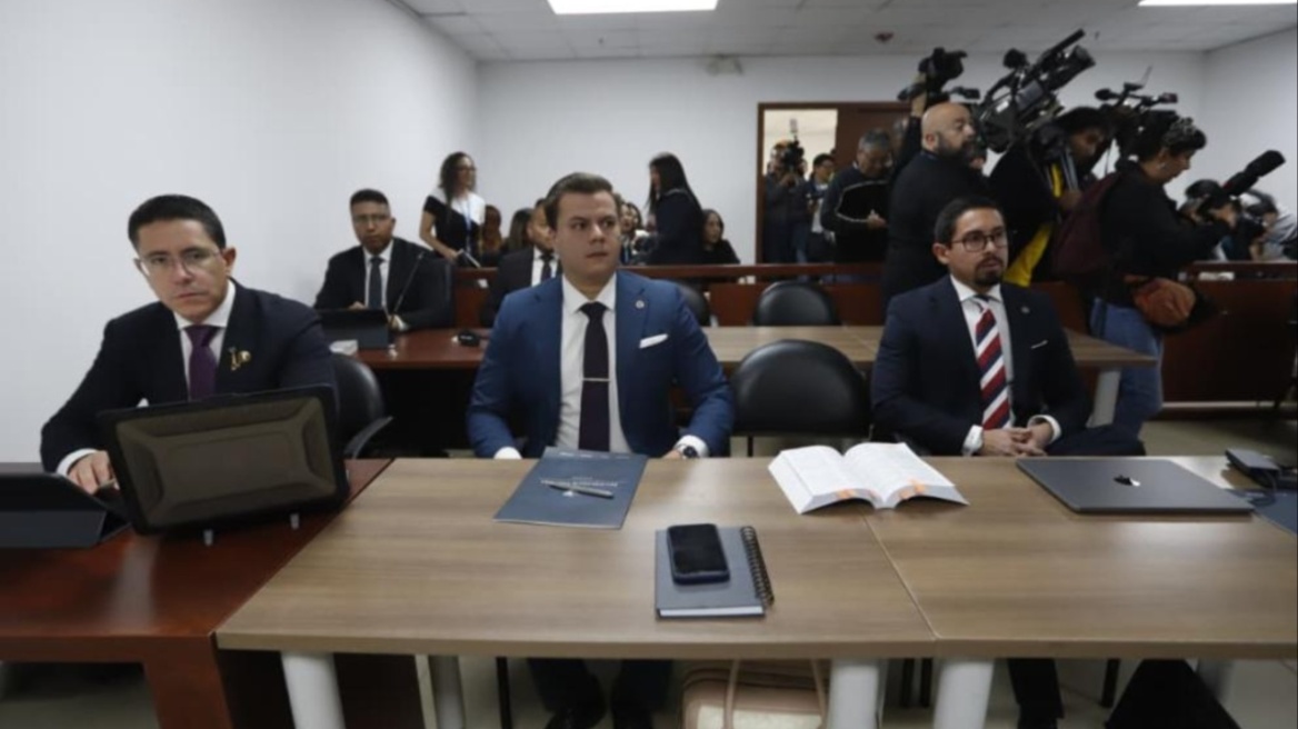 Δύο πολιτικοί κατηγορούνται ως ηθικοί αυτουργοί της δολοφονίας υποψηφίου για την προεδρία του Ισημερινού 