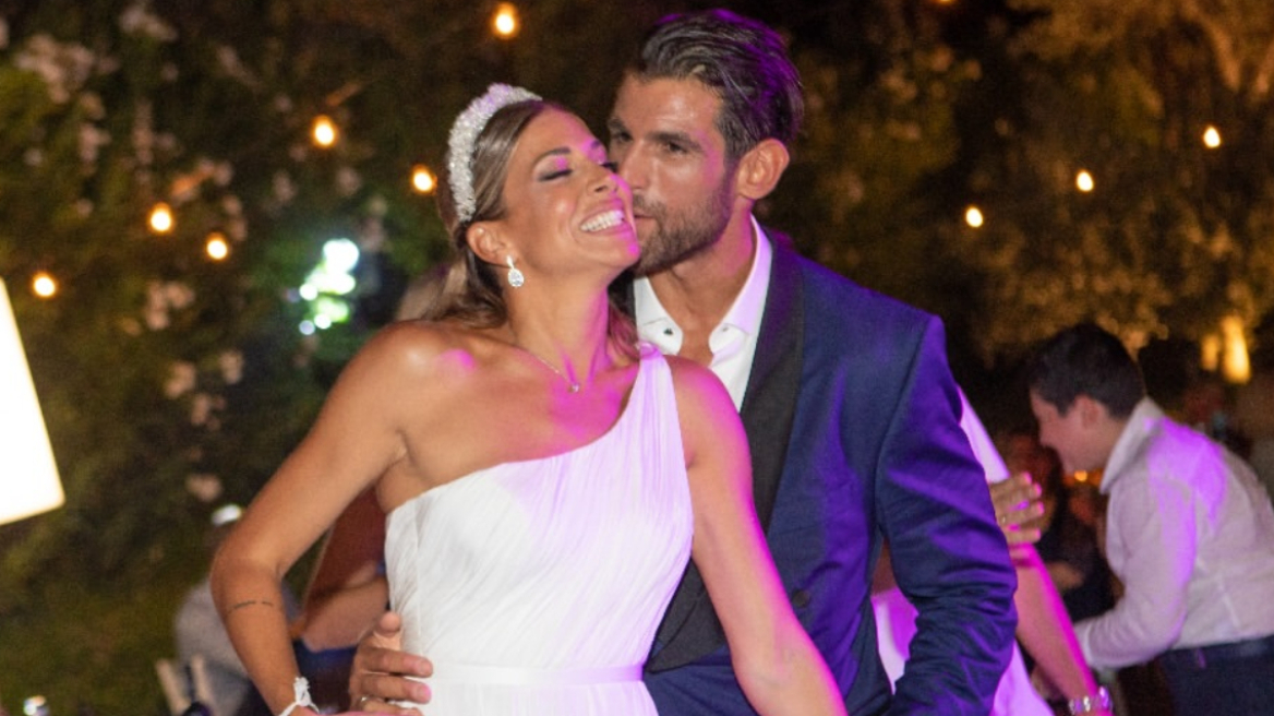 Ελένη Χατζίδου για την τέταρτη επέτειο γάμου της με τον Ετεοκλή Παύλου: Υπάρχουν και αυτοί οι άντρες
