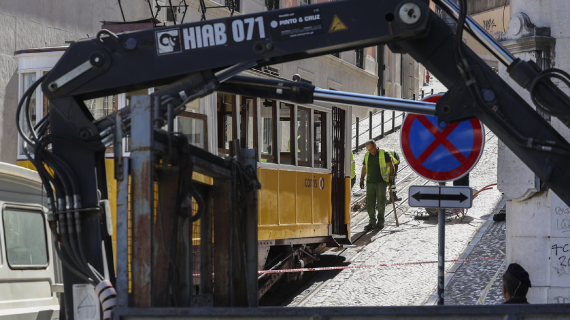 Τουλάχιστον 8 ξένοι τουρίστες μεταξύ των νεκρών από την τραγωδία στην Λισαβόνα: Έλεγξαν το τελεφερίκ λίγες ώρες πριν το δυστύχημα