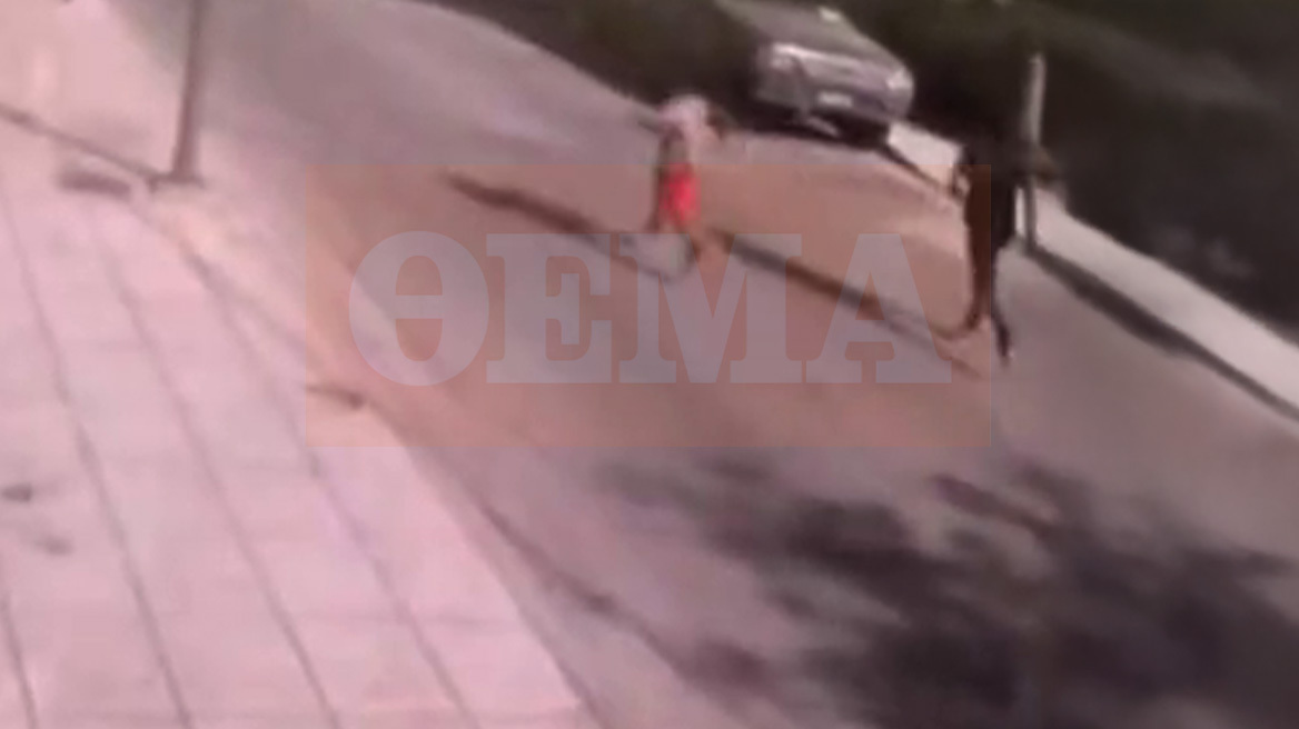 Κακουργηματική δίωξη σε βάρος του 17χρονου για την αρπαγή βρέφους στο κέντρο του Πειραιά