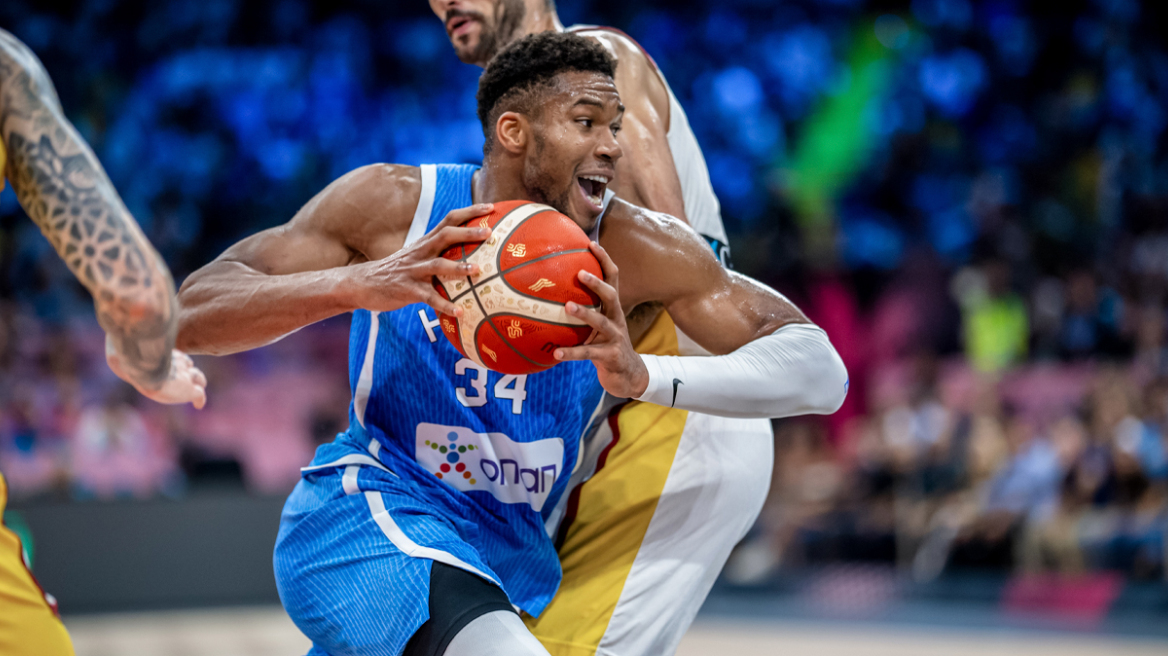 Eurobasket 2025: «Μαύρη Πέμπτη» γράφουν οι Ισπανοί για την ήττα από την Ελλάδα - «Πιο τρομακτικός από ποτέ» λέει η FIBΑ για τον Αντετοκούνμπο
