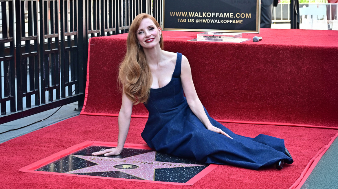 Η Τζέσικα Τσαστέιν έλαβε το  δικό της αστέρι στη Λεωφόρο της Δόξας