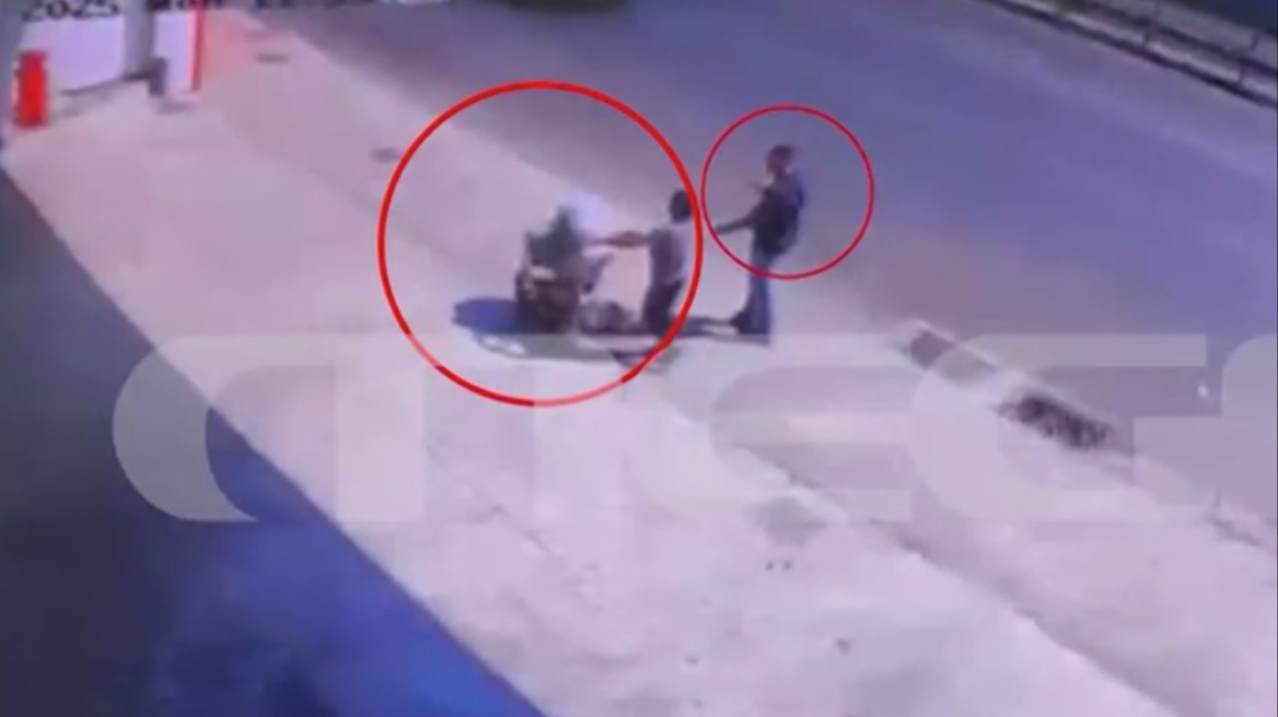 Ο 17χρονος που άρπαξε μωρά Ρομά από Καμίνια και Ομόνοια το έκανε γιατί «δεν τα προσέχουν» - Δείτε βίντεο