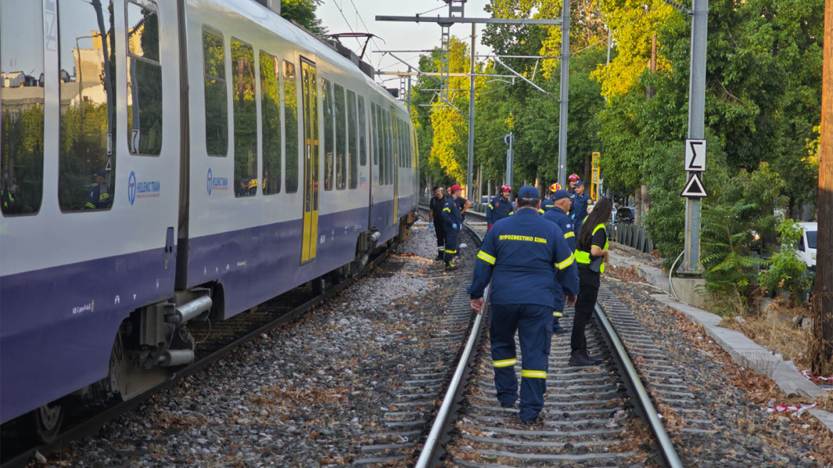 Νεκρός πεζός που παρασύρθηκε από τρένο στην Κωνσταντινουπόλεως - Προσπάθησε να διασχίσει κάθετα τη γραμμή