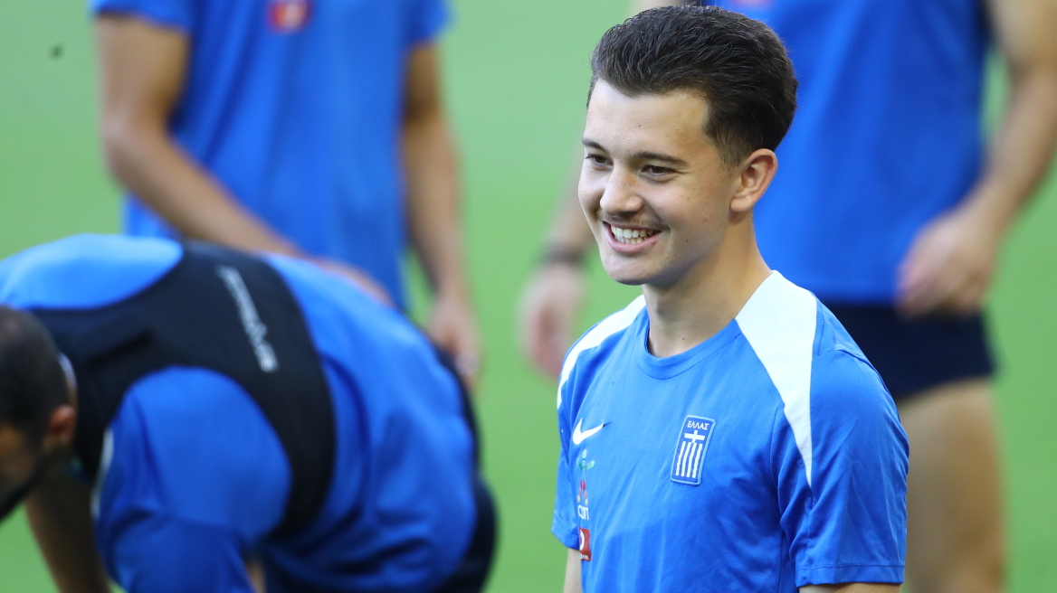 Εθνική ποδοσφαίρου: Η τελευταία προπόνηση πριν το ματς με τη Δανία - Βίντεο, φωτογραφίες 