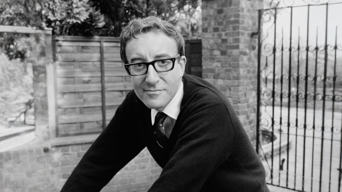 Ένας αιώνας Πίτερ Σέλερς: Η κωμική ιδιοφυΐα, η κατάθλιψη, τα ναρκωτικά και ο έρωτας που δεν έζησε ποτέ με τη Σοφία Λόρεν