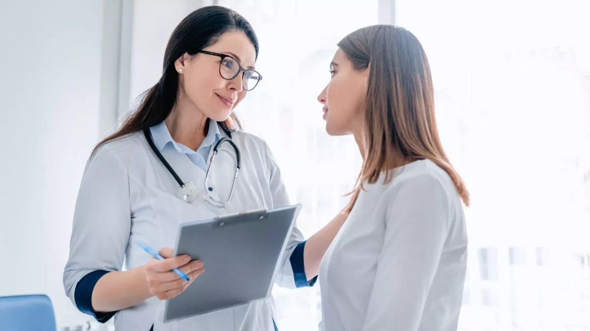 Κονδυλώματα: Πώς αντιμετωπίζεται το συχνότερο σεξουαλικό νόσημα – Ο ειδικός εξηγεί