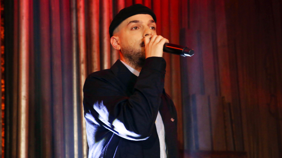 Ο Apon δώρισε τα λεφτά από τη συναυλία του για αναστήλωση εκκλησίας στον τόπο καταγωγής του