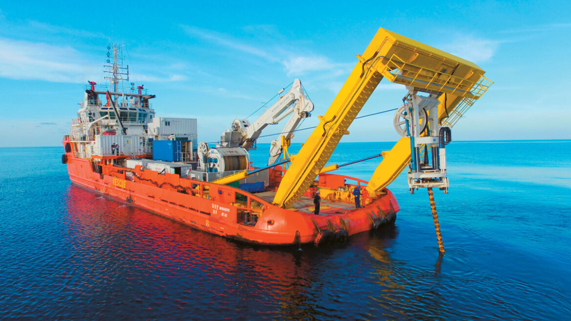 Ηλεκτρική διασύνδεση Ελλάδας - Κύπρου: Βραχυκύκλωσε το καλώδιο, χαίρεται η Άγκυρα