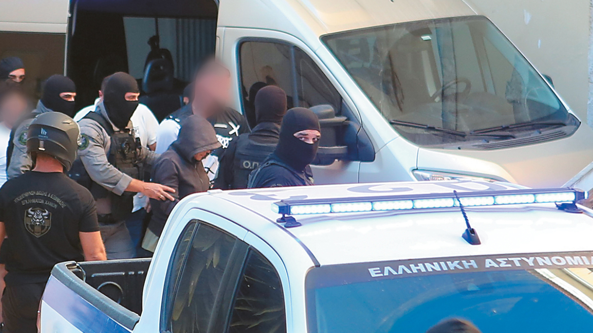 Η μαφία και ο ηγούμενος που ξεπούλησαν και τον «Ζορμπά» - Ναρκωτικά, όπλα, ροζ βίντεο, εκβιασμοί και «άγια ρουσφέτια»