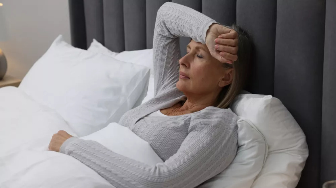 Εμμηνόπαυση: Ποιες γυναίκες μπορεί να βιώσουν (πολύ) πιο έντονα συμπτώματα