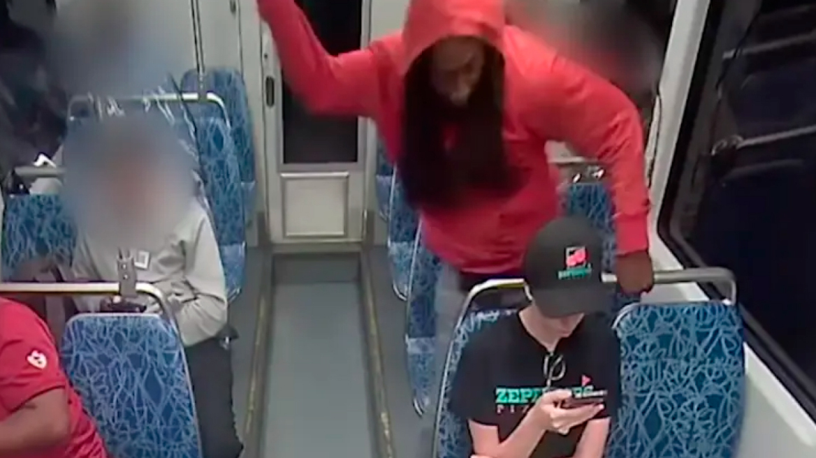 Η στιγμή της εν ψυχρώ δολοφονίας 23χρονης Ουκρανής από 35χρονο σε τρένο στη Σάρλοτ - Ο δράστης έφυγε ατάραχος