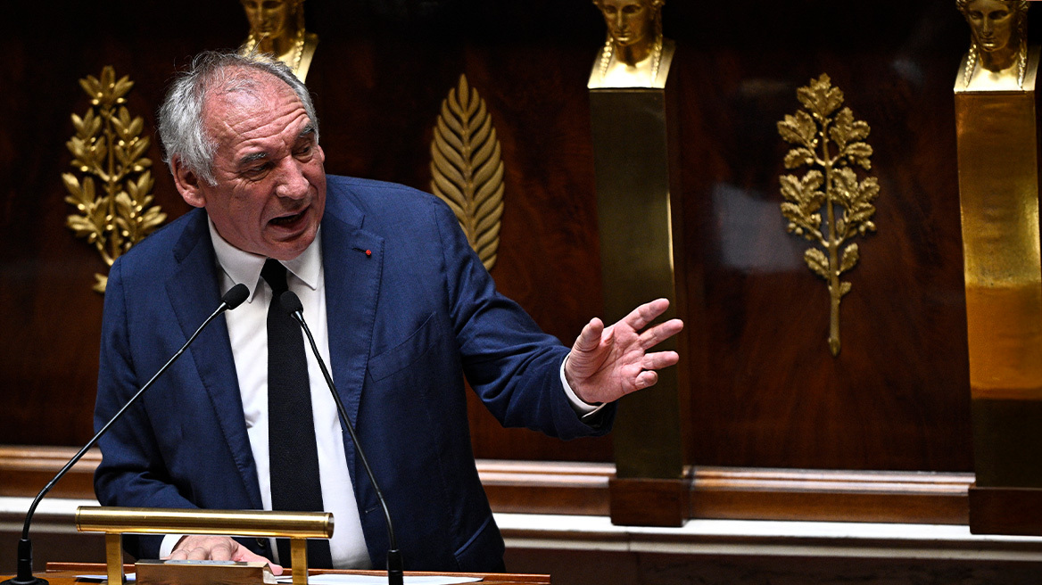 Η Γαλλία και πάλι μπροστά στο πιο κρίσιμο «σταυροδρόμι» – Τι θα ψηφίσουν τα κόμματα στην Γαλλική Εθνοσυνέλευση 