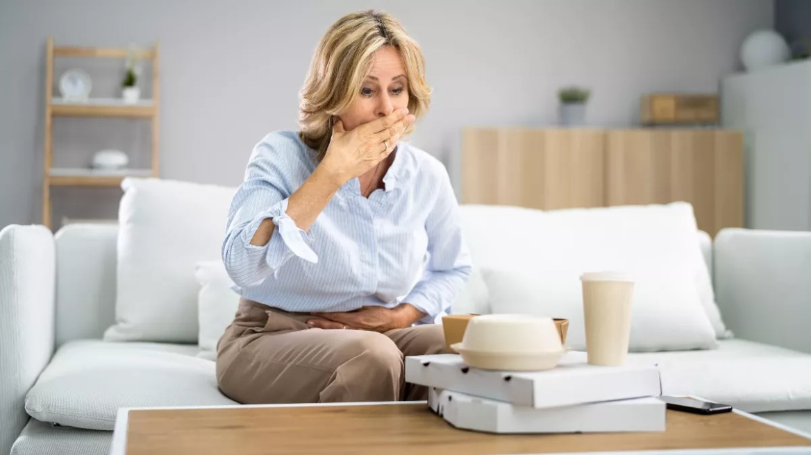 Καούρες: Βάλτε τέλος στην ταλαιπωρία με απλούς τρόπους – Πότε να επισκεφθείτε γιατρό