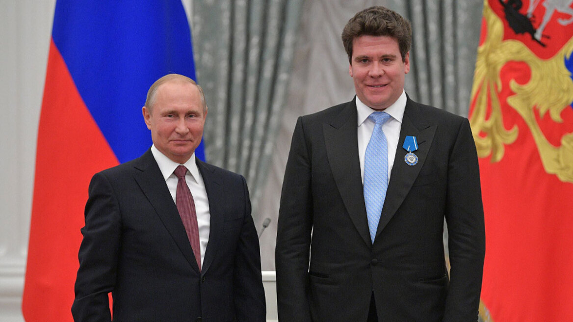 Ντένις Ματσούεφ: Φανατικός υποστηριχτής του Πούτιν ο πιανίστας που ακύρωσε η Κρατική Ορχήστρα Αθηνών
