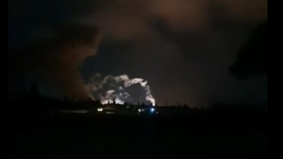 Ισραηλινές αεροπορικές επιδρομές σε Χομς, Παλμύρα και Λαττάκεια στη Συρία - Δείτε βίντεο