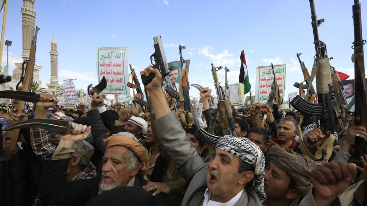 Υεμένη: Τουλάχιστον 35 νεκροί και 131 τραυματίες από τα ισραηλινά πλήγματα εναντίον των Χούθι 