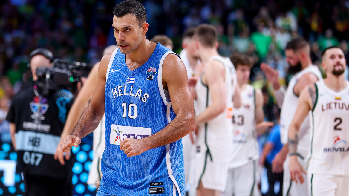 Σλούκας: «Ελπίζω να κάναμε περήφανους όλους τους Έλληνες, δε μας φοβίζει κάτι» 