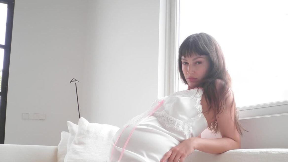 Ούρσουλα Κορμπερό: Η «Τόκιο» του «La Casa De Papel» είναι έγκυος στο πρώτο της παιδί