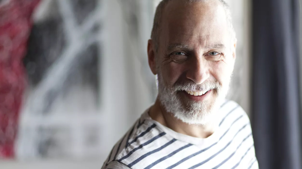 «Είμαι όσο νιώθω» – Νέα έρευνα δείχνει πως οι πεποιθήσεις για τη γήρανση επηρεάζουν τη μακροζωία
