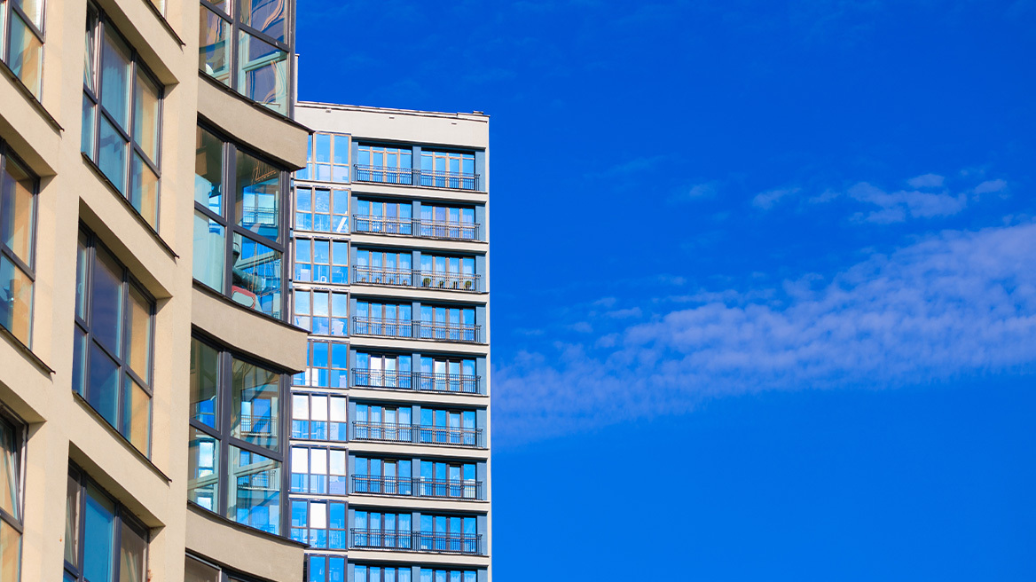 Μετατρέποντας τα τζάμια σε ενέργεια: Τα έξυπνα παράθυρα που παράγουν ρεύμα
