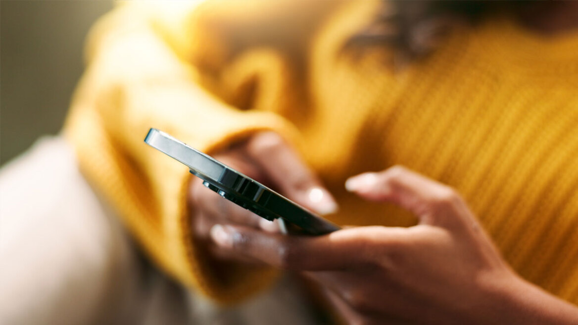 8 εφαρμογές για να κόψετε τo ακατάσχετο σκρολάρισμα στο κινητό