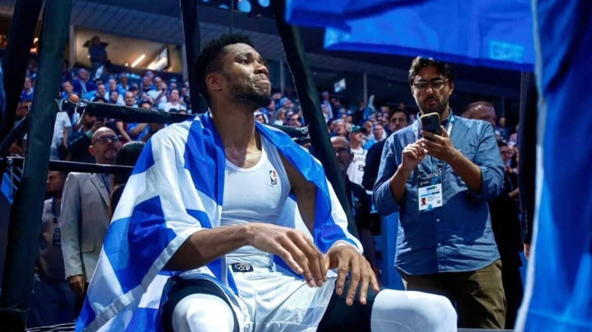 Οι Μιλγουόκι Μπακς αποθέωσαν τον Γιάννη Αντετοκούνμπο
