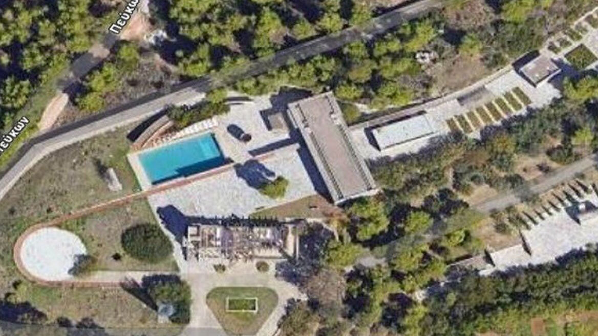 Οικογένεια Εμφιετζόγλου: Διαδοχικά σφυριά και… μυστήρια για τα Ανάβρυτα