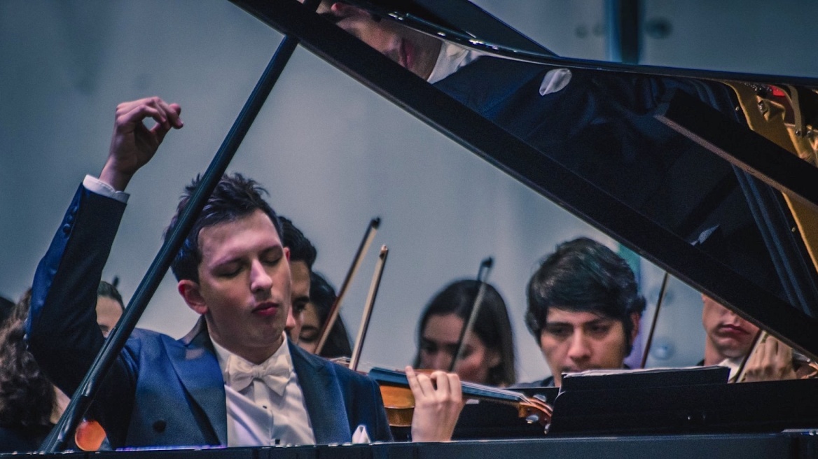 Λούκας Κρουπίνσκι: Ο πολυβραβευμένος Πολωνός πιανίστας έρχεται πρώτη φορά στην Αθήνα