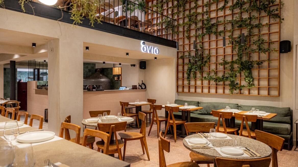 Ξανά σε λειτουργία το «Ovio» του Πάνου Ιωαννίδη στο Σύνταγμα
